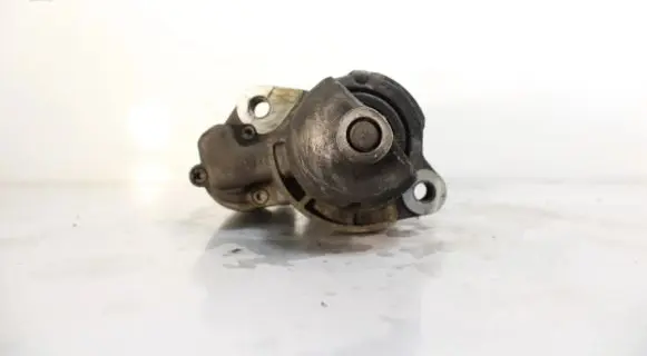 Audi A6 S6 C6 4F Starter motor 0001108405