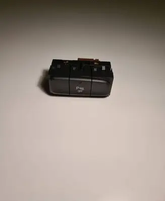 Opel Corsa F Parking (PDC) sensor switch YP00031777