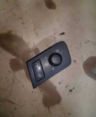 Volkswagen Caddy Wing mirror switch 1T1959552 161801S 109621