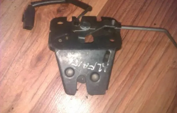 Alfa Romeo 156 Tailgate/trunk/boot lock/catch/latch