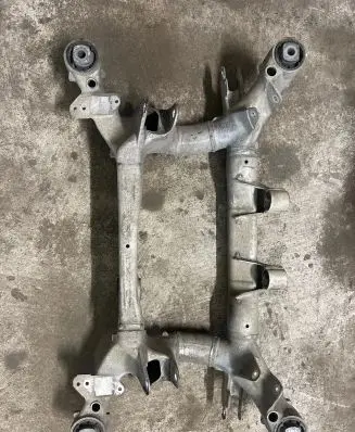 BMW 5 E60 E61 Rear subframe 6759610 6761133 ALS17M