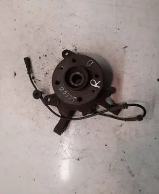 Renault Scenic I Front wheel hub