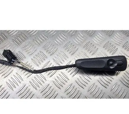 Opel Omega B1 Electric window control switch 4670601 46723