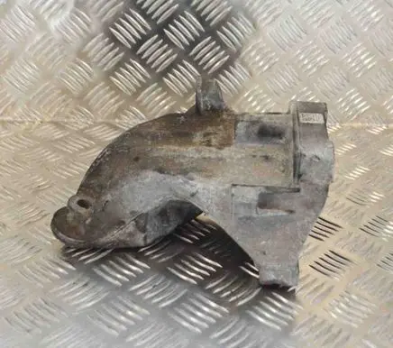 Mercedes-Benz Sprinter W906 Engine mounting bracket A6512231704
