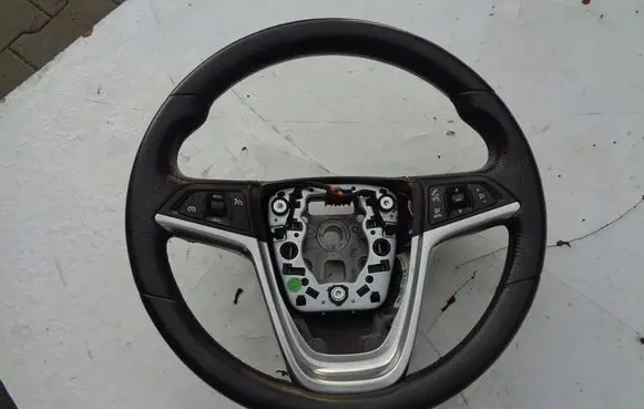 Opel Insignia A Steering wheel