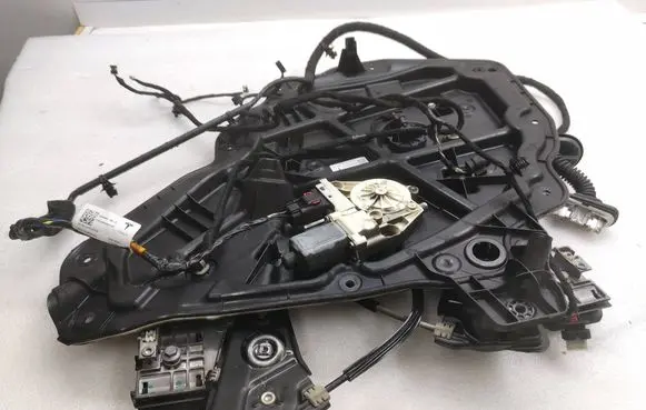 Tesla Model Y Rear door window regulator with motor 148905400E F4024004B02750
