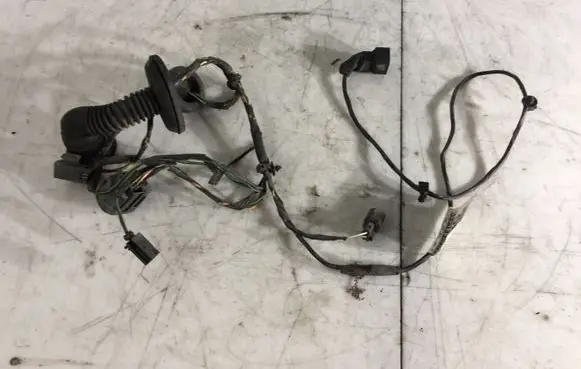 Ford Mondeo Mk III Front door wiring loom 1S7T14K138