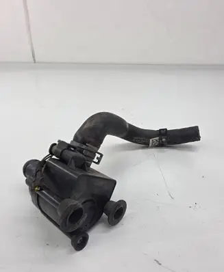 Audi A5 Electric auxiliary coolant/water pump 06H121601N