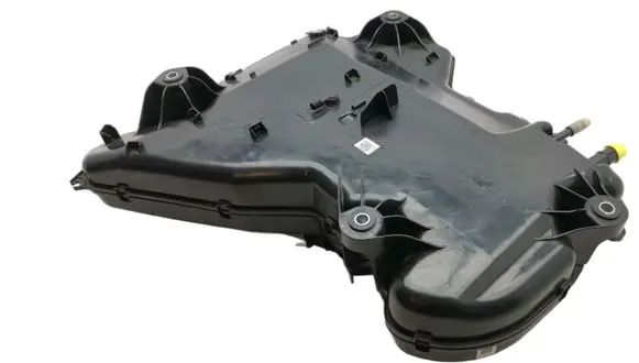 Volkswagen Multivan T7 AdBlue liquid reservoir 7T0131877