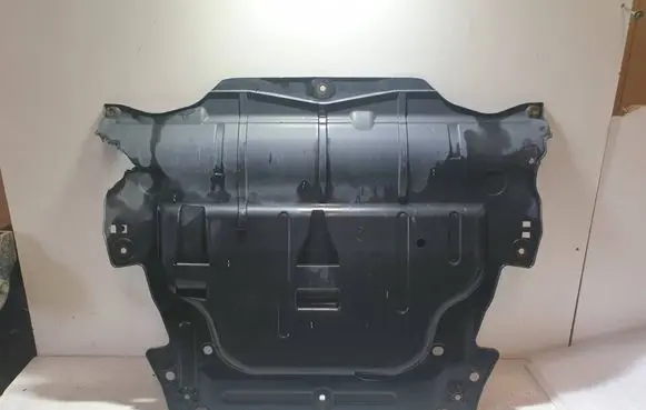 Volvo S80 Engine splash shield/under tray RF30