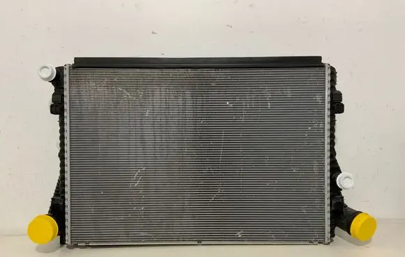 Volkswagen Golf VII Radiator set 5Q0145803AE 5WA121251H 5WA816411B