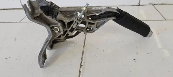 Ford Focus Other handbrake/parking brake parts F1FC2780AC3ZHE