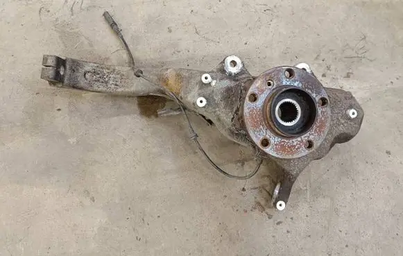BMW X5 E70 Front wheel hub spindle knuckle 31216773783