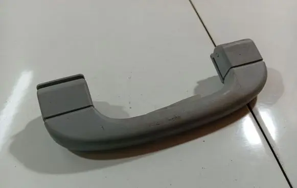 Front interior roof grab handle