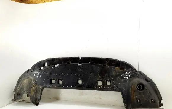 Peugeot 5008 II Front bumper skid plate/under tray 9811450077