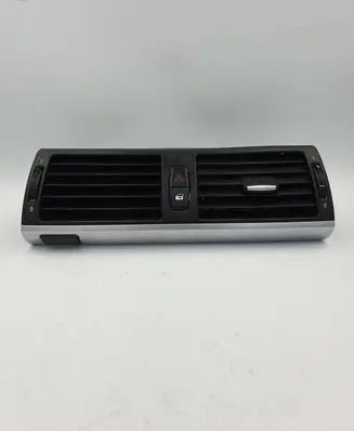 BMW X5 E70 Dash center air vent grill 7161801 7161802 6958654