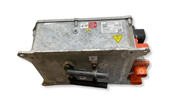 Audi A3 8Y Battery control module 5QE915685F 5QE915685D 10524559