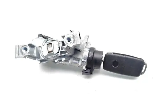 Volkswagen Golf VI Ignition lock 1K0905851B