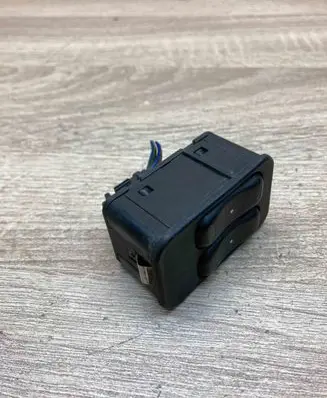 Opel Astra G Electric window control switch 90561088 13363201