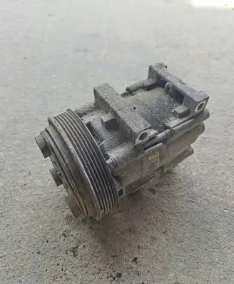 Ford Ka Air conditioning (A/C) compressor (pump) 96FW19D629AE