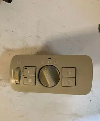 Volvo XC60 Light switch 30739422