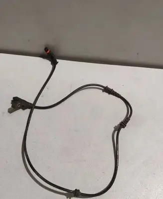 Mercedes-Benz GLE (W166 - C292) ABS brake wheel speed sensor A1665400105