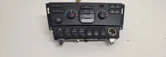 Volvo XC70 Climate control unit 30746022 07W02E01 M4021200139
