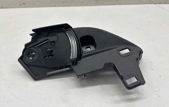 Volvo XC60 Seat belt trim 32314014