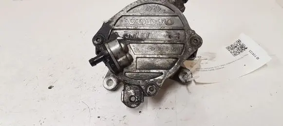 Volvo V40 Vacuum pump 31375107