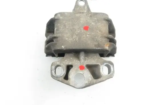 Seat Alhambra (Mk1) Gearbox mounting bracket 