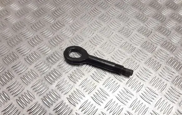 Chevrolet Captiva Towing hook eye 