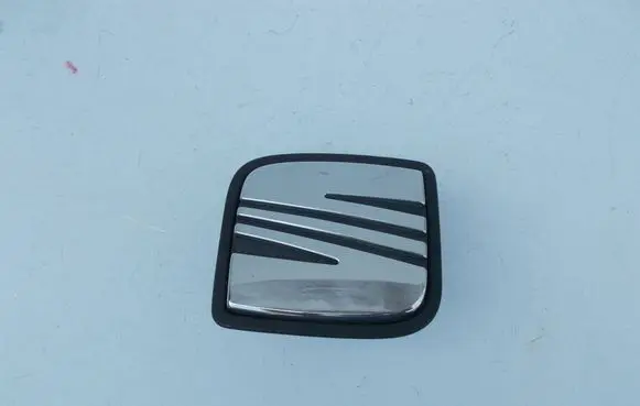 Seat Ibiza IV (6J,6P) Loading door exterior handle/bracket 6J4827565C