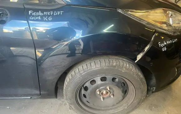 Ford Fiesta Fender