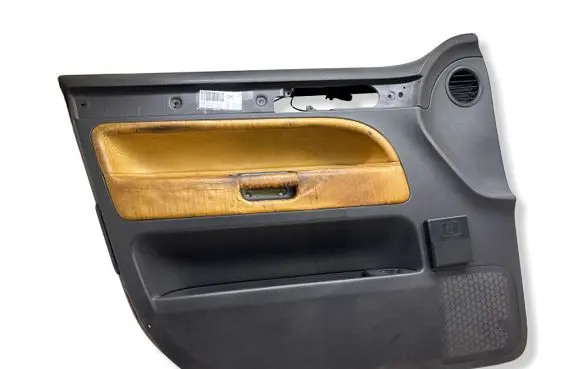Volkswagen Touareg I Front door card panel trim 7L6867011