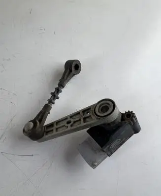 Land Rover Range Rover Sport L320 Air suspension front height level sensor AH323C097CD