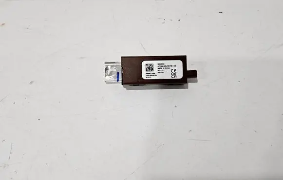 Polestar 4 Aerial antenna amplifier 80001008 P8889071008 8889071008