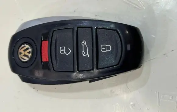 Volkswagen Touareg II Ignition key/card 7P6959754Q