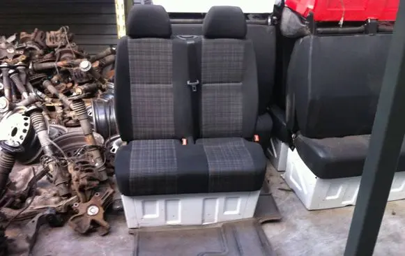 Mercedes-Benz Sprinter W906 Front double seat 