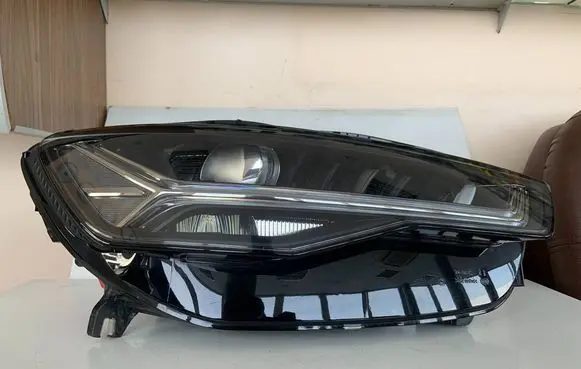 Audi RS6 C7 Headlight/headlamp 4G0941784B