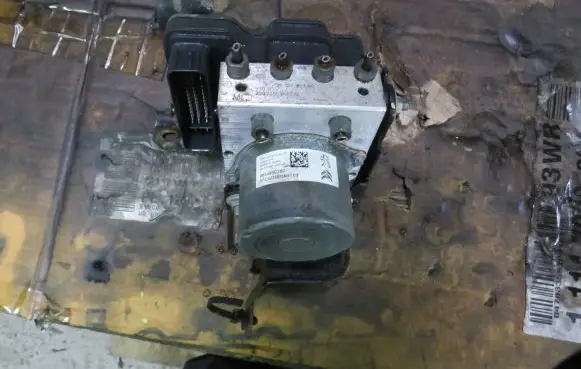 Citroen DS7 Crossback ABS Pump 9834950280