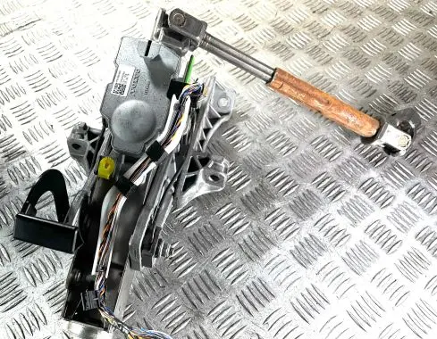 Volvo V50 Steering wheel lock P31202262 31202262