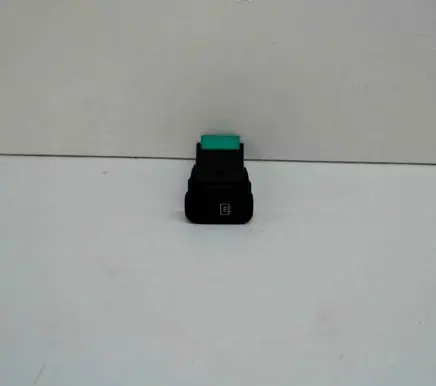 KIA Carnival Windscreen/window heater switch 