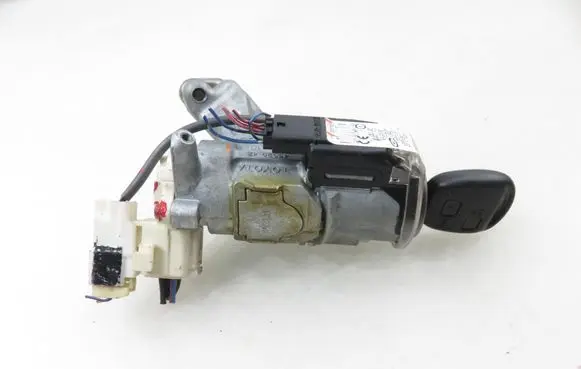 Toyota RAV 4 (XA20) Ignition lock 8978352040 45020423