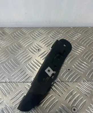 Audi A8 S8 D4 4H Front splash guards bracket 4H0854815B