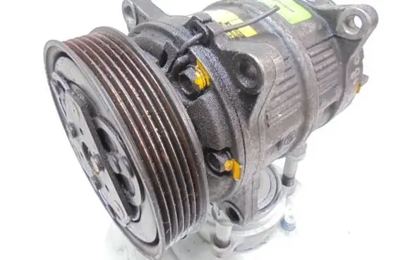 Volvo S40, V40 Air conditioning (A/C) compressor (pump) 30612618