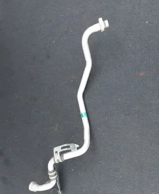 Nissan Juke II F16 Air conditioning (A/C) pipe/hose 924804708R