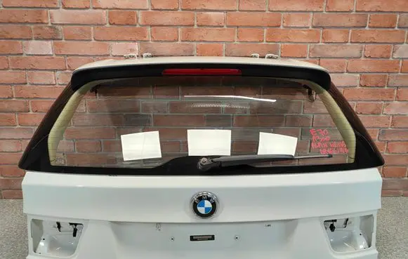 Tailgate/trunk/boot lid