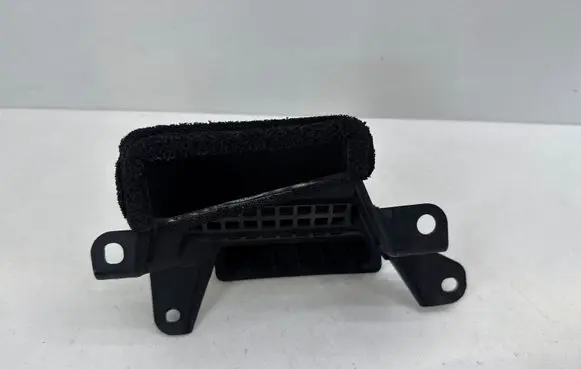 Renault Koleos II Intake resonator 960158721R