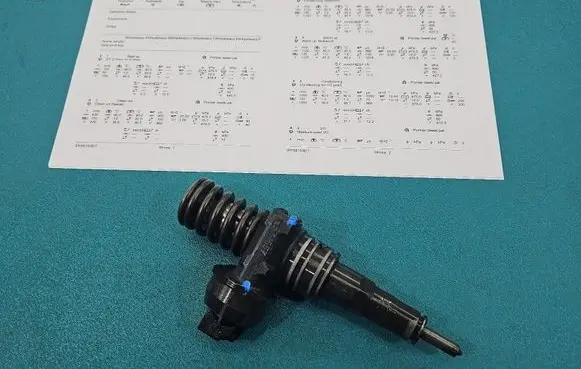 Volkswagen Golf IV Fuel injector 0414720215 IMPRK1571557