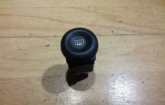 Renault Master II Windscreen/window heater switch 8200047293